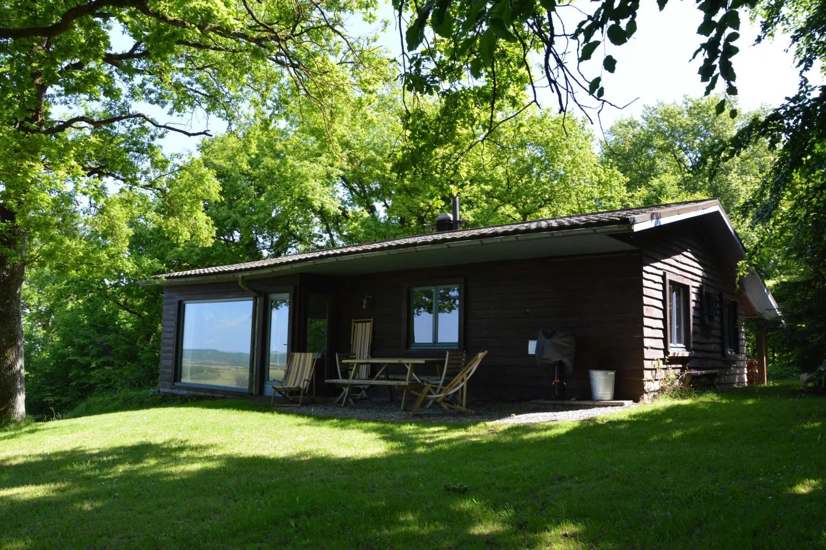 Cabane panoramique-Buitenkant zomer