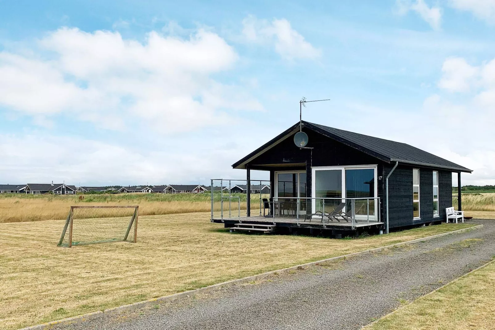 Moderne vakantiewoning met terras in Jutland-Buitenlucht