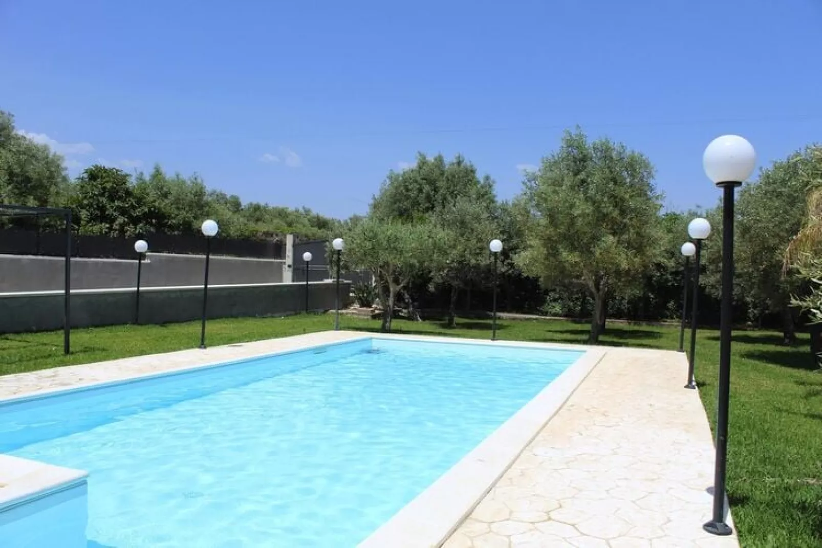 Holiday home Floridia-Villa Lucia mit Privatpool-Zwembad