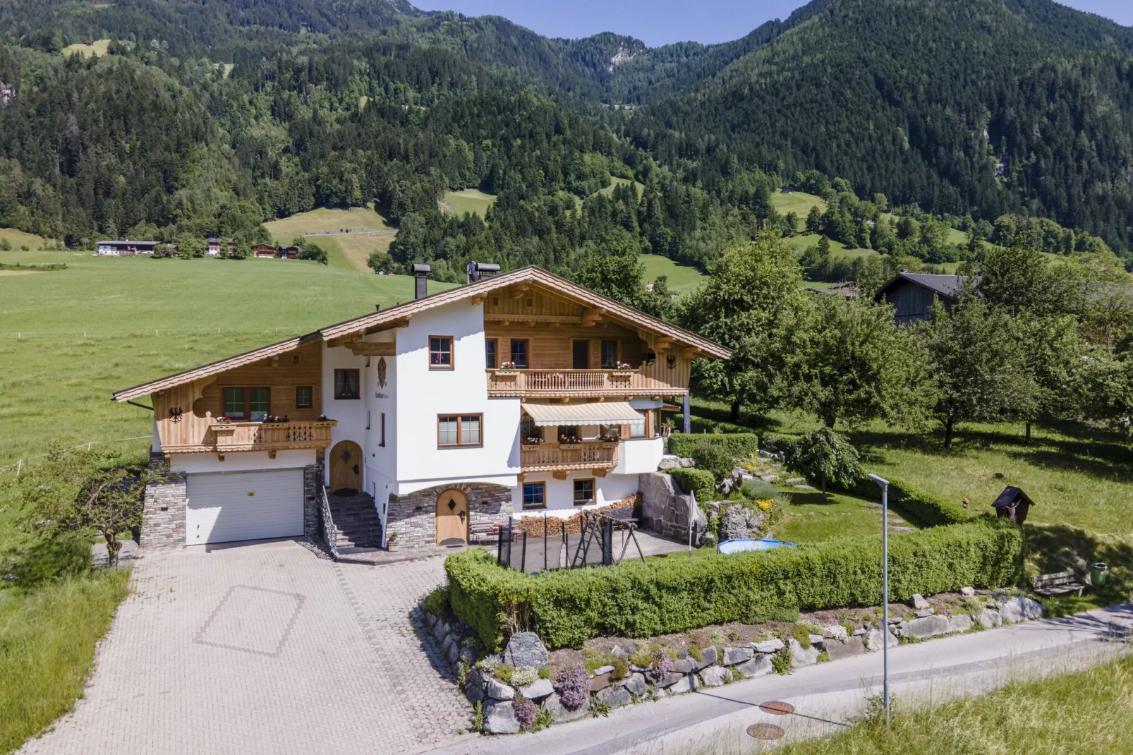 Apartment Zillertalblick-Buitenkant zomer