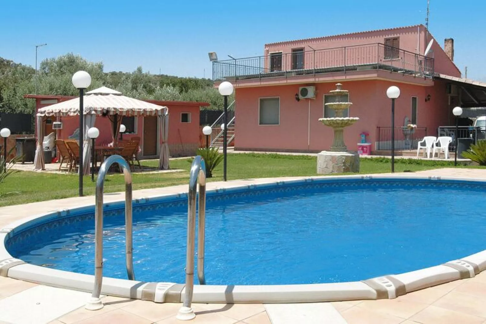 Holiday home Villa Sally mit Privatpool Floridia