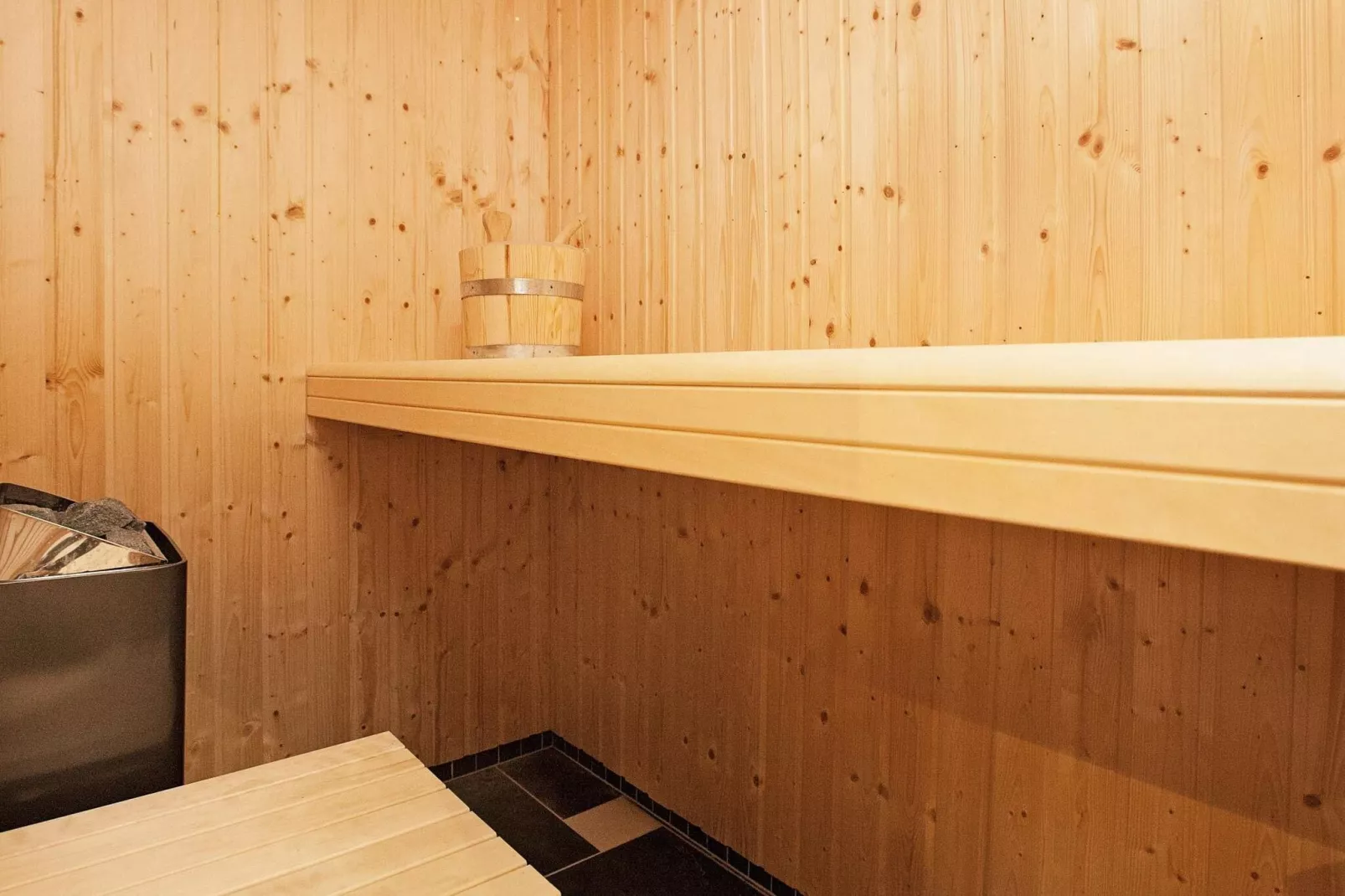 10 persoons vakantie huis in Rødby-Sauna