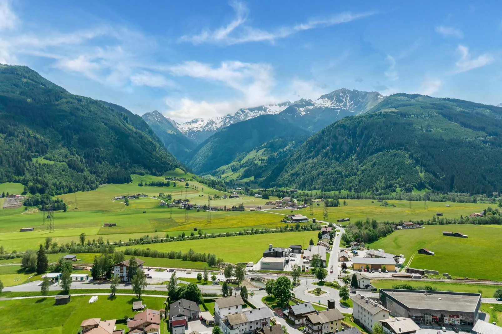 Grosszügiges Charmantes Apartment im Familiendorf - Uttendorf-Gebieden zomer 5km