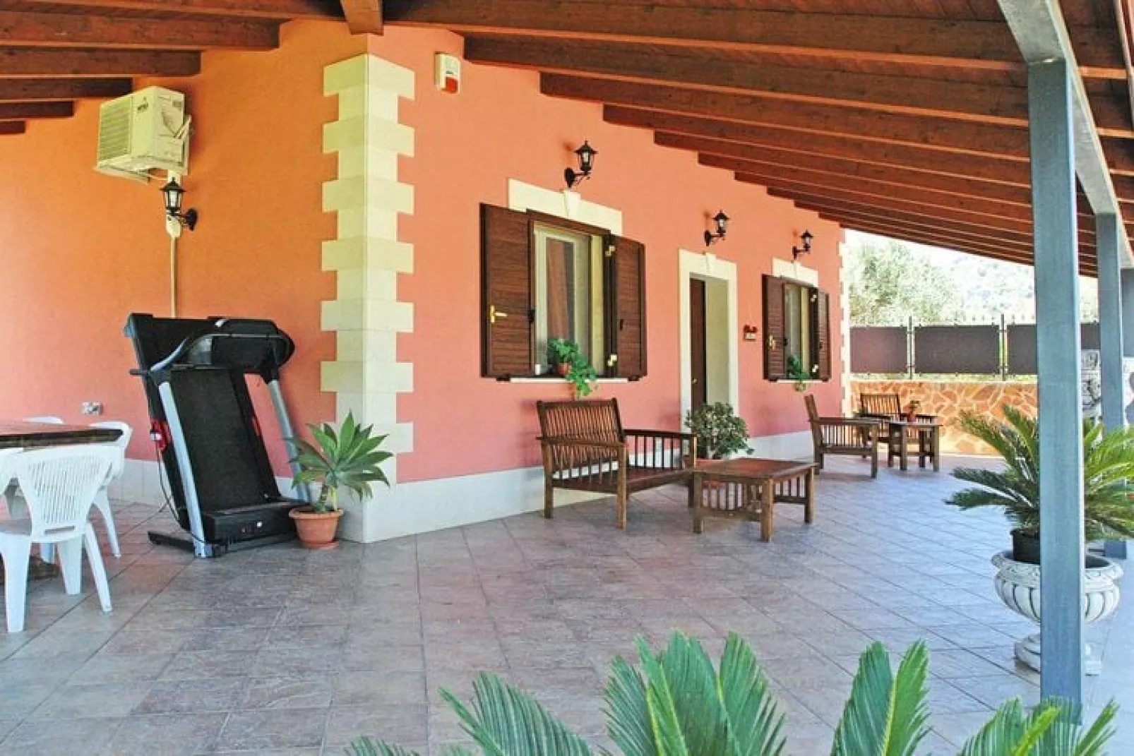 Holiday home Villa Sally mit Privatpool Floridia-Terras