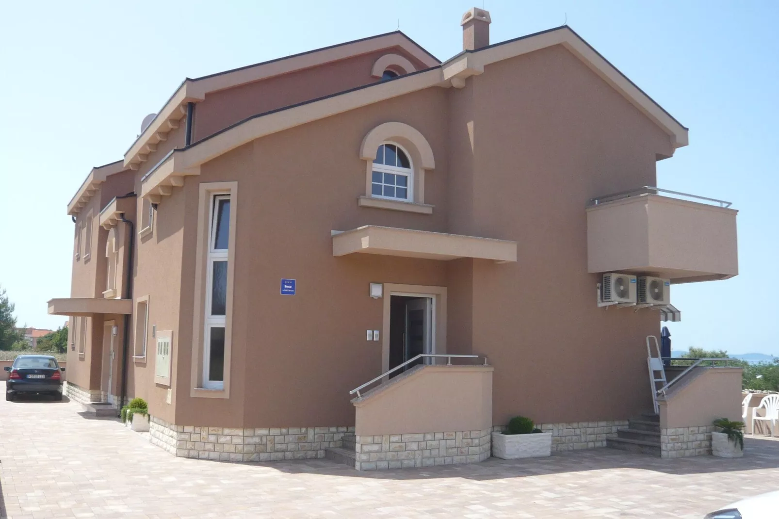 Apartment Jasna in Zaton 60 qm Erdgeschoß groundfloor für 4 Pers-Buitenkant zomer