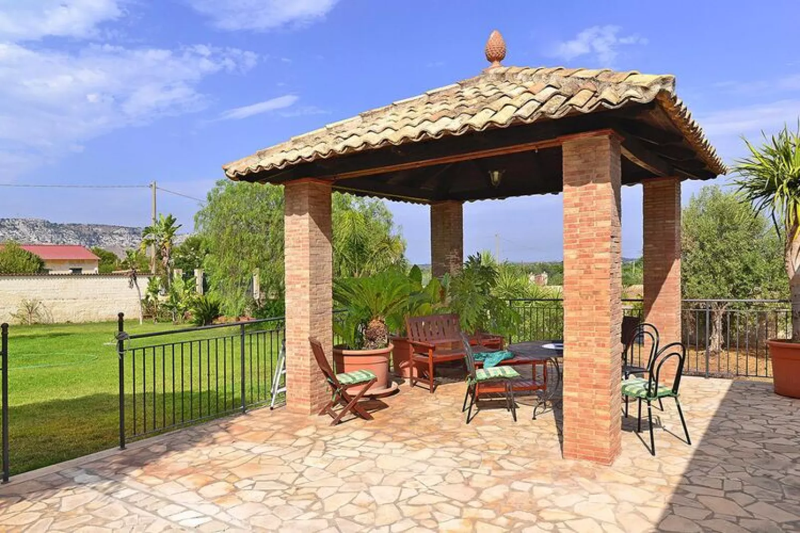 Ferienhaus Solarino-Villa Eureka-Terras