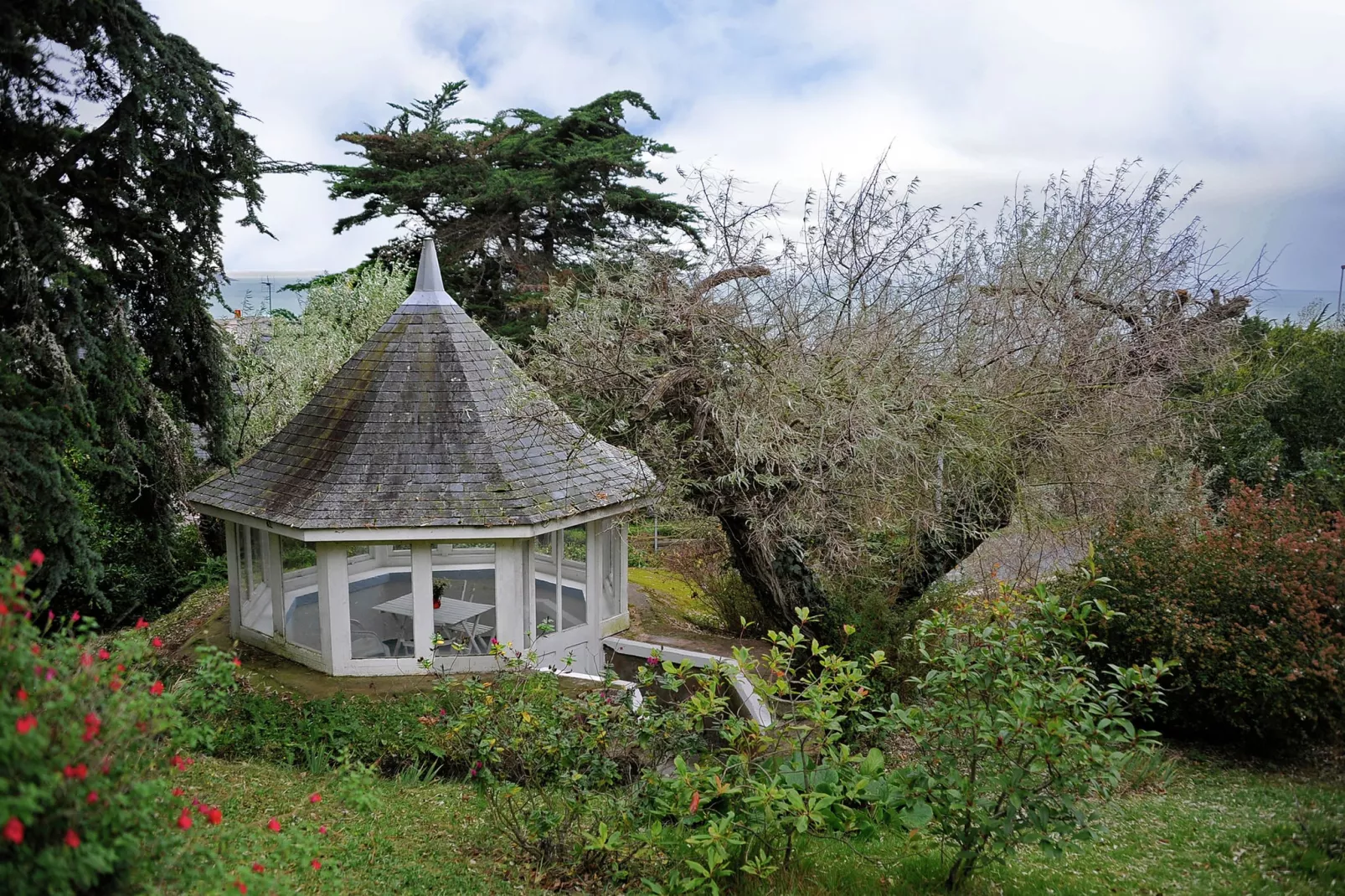 Maison avec vue sur mer-Tuinen zomer