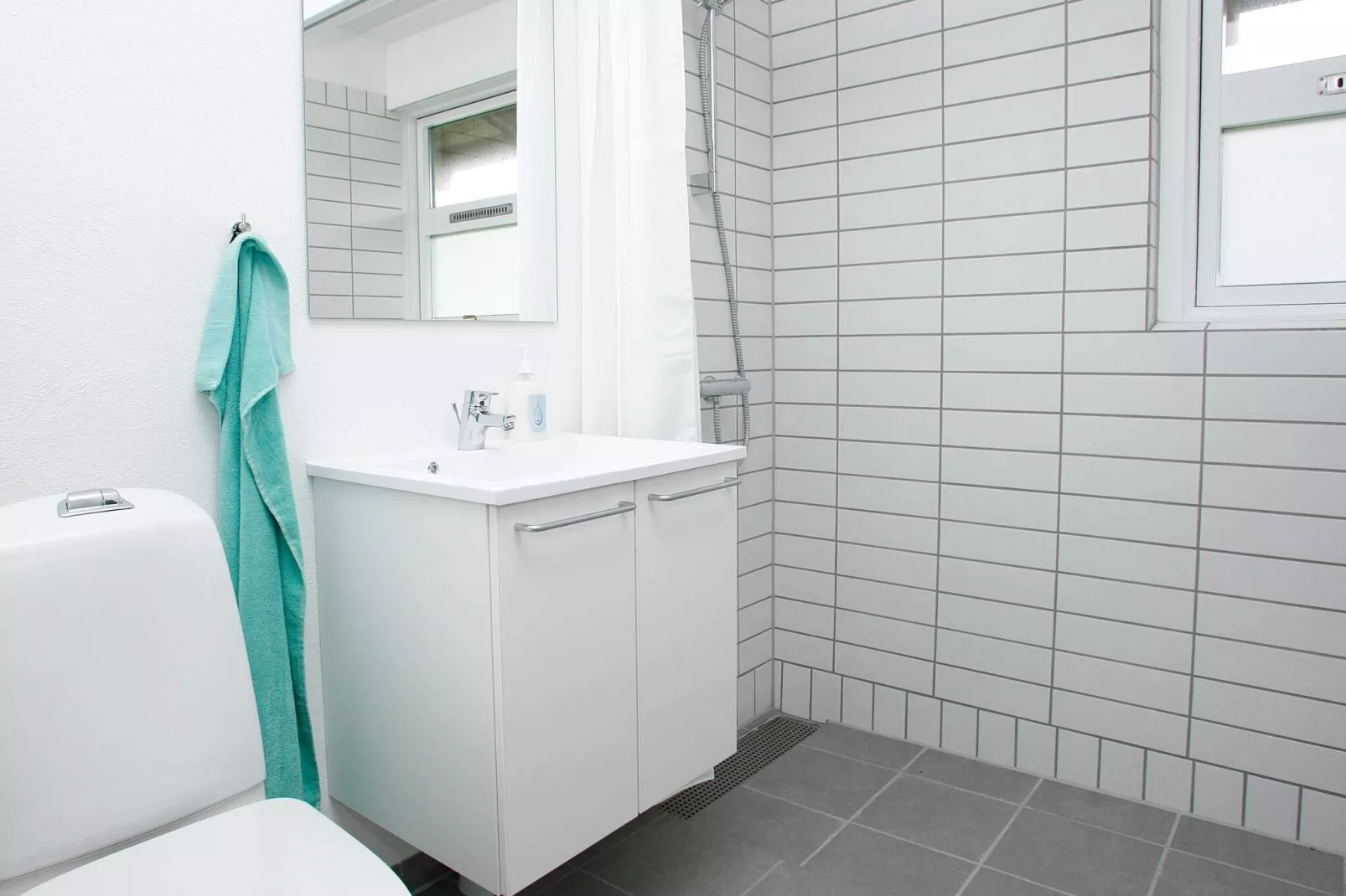 C-3 room,2 bathrooms,renovated-Binnen