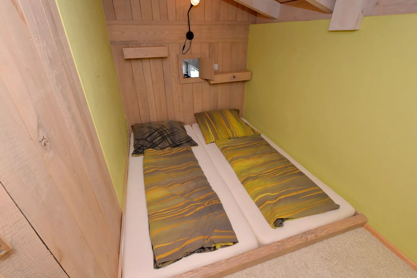 Uniek vakantiehuis in Viechtach met sauna-Slaapkamer
