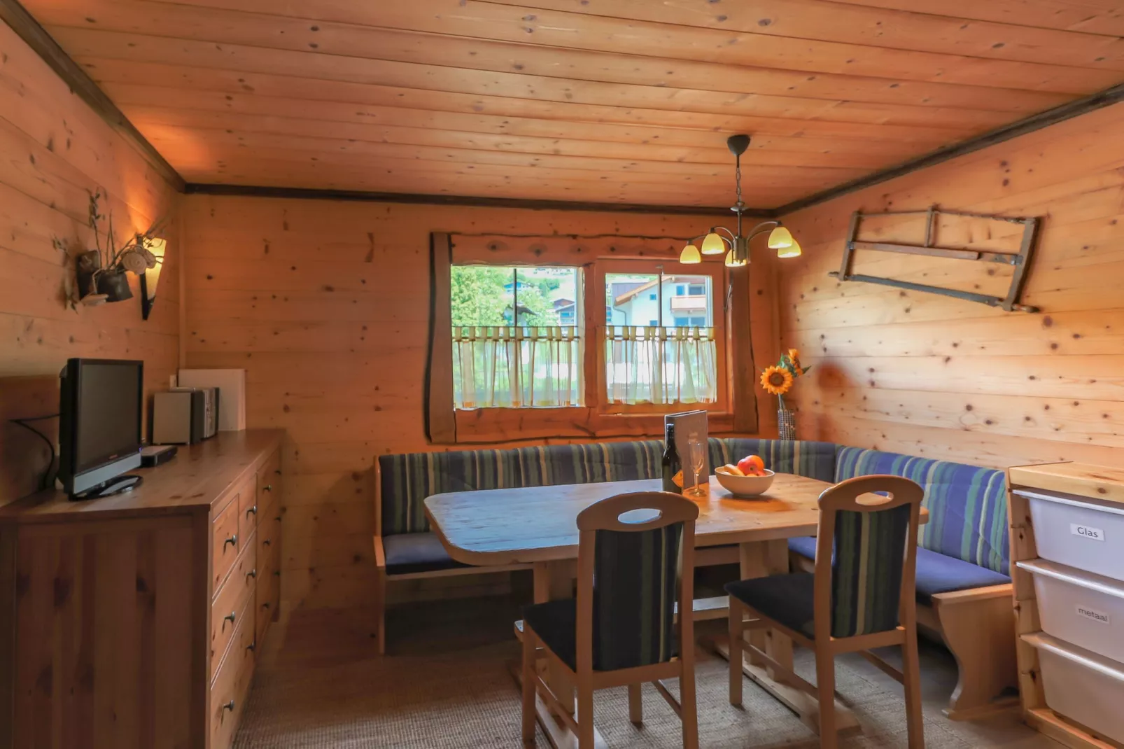 Chalet Mittersill A-Woonkamer