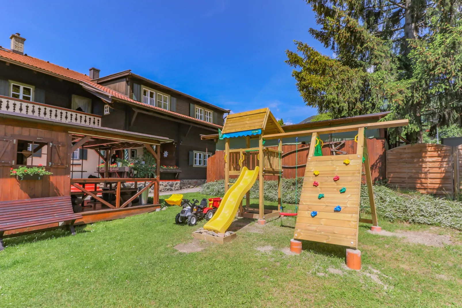 Chalet Mittersill A-Tuinen zomer