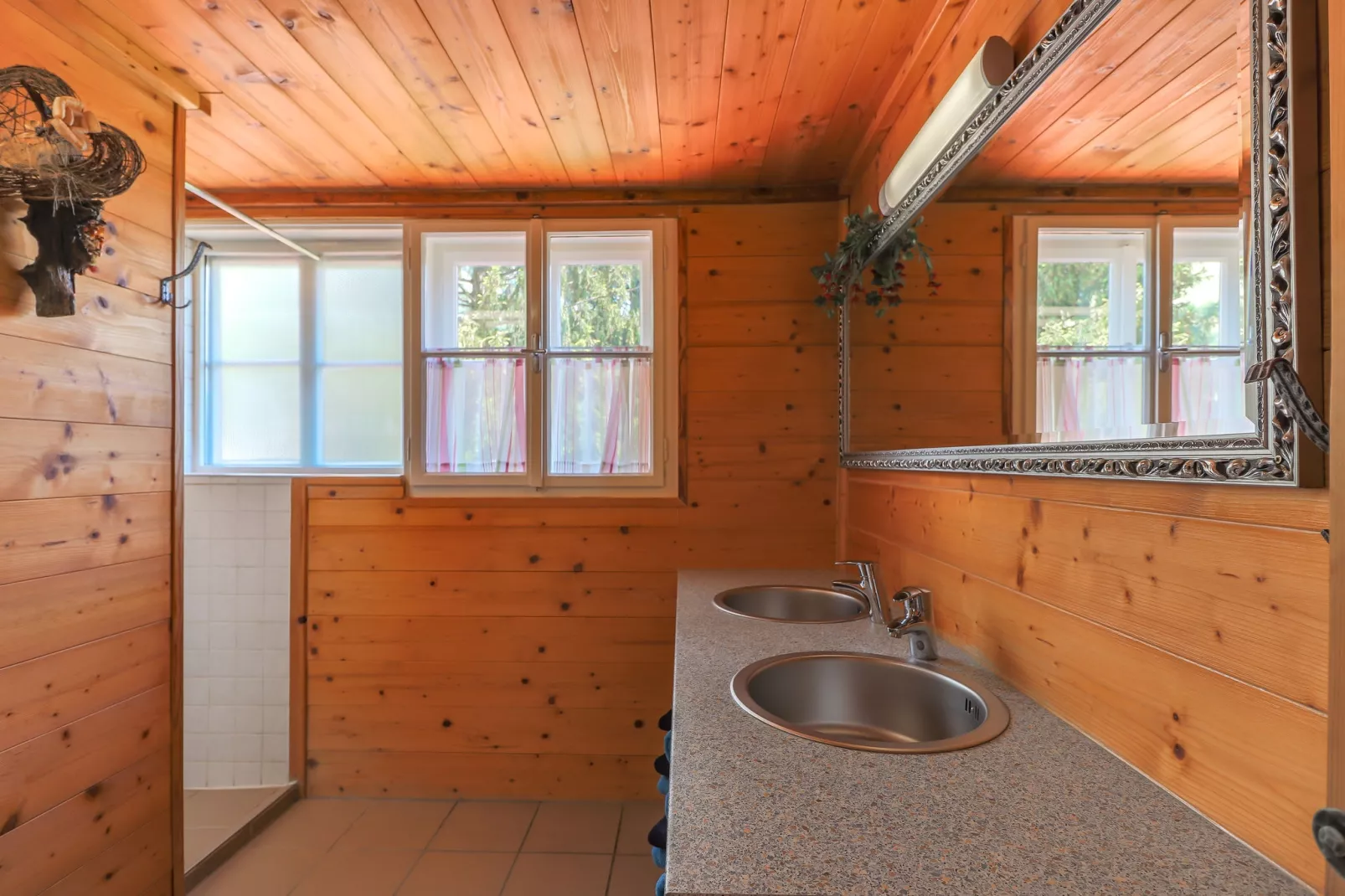 Chalet Mittersill B-Badkamer