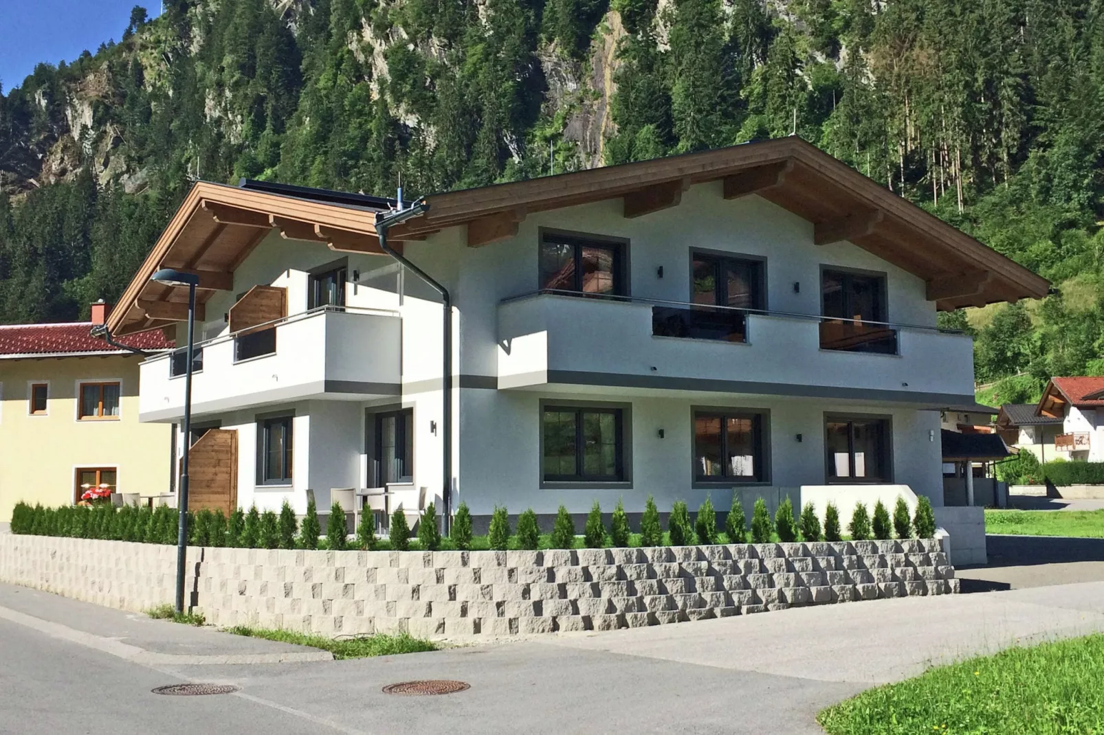 Apartments Zillertal-Buitenkant zomer