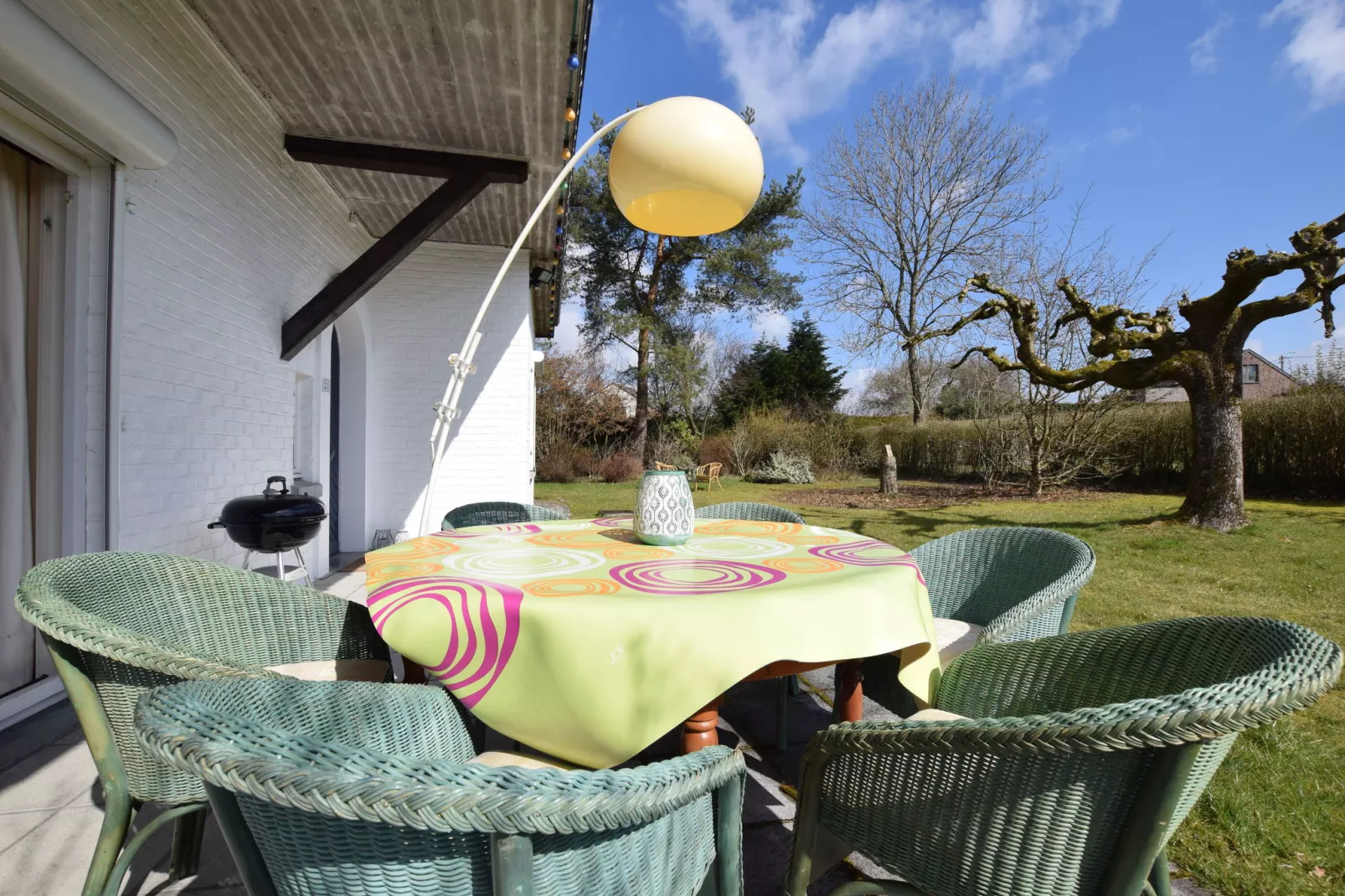 Prachtige villa in Durbuy, de Ardennen met barbecue-Terrasbalkon