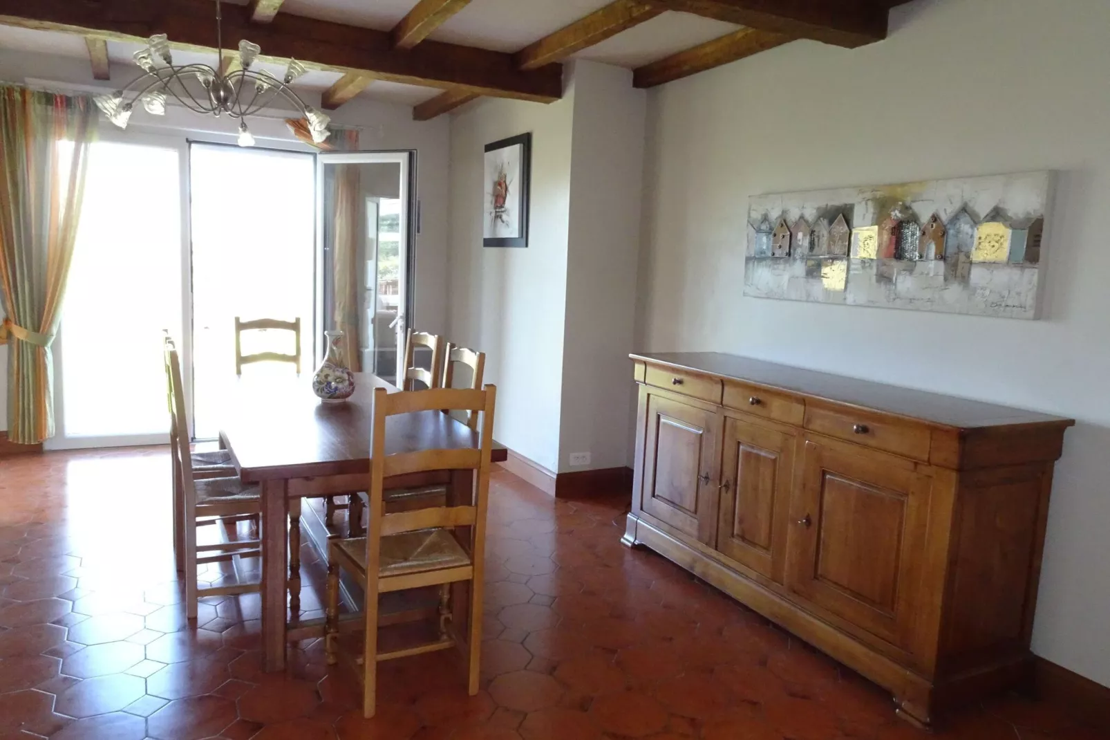 Maison de vacances Trélévern-Eetkamer