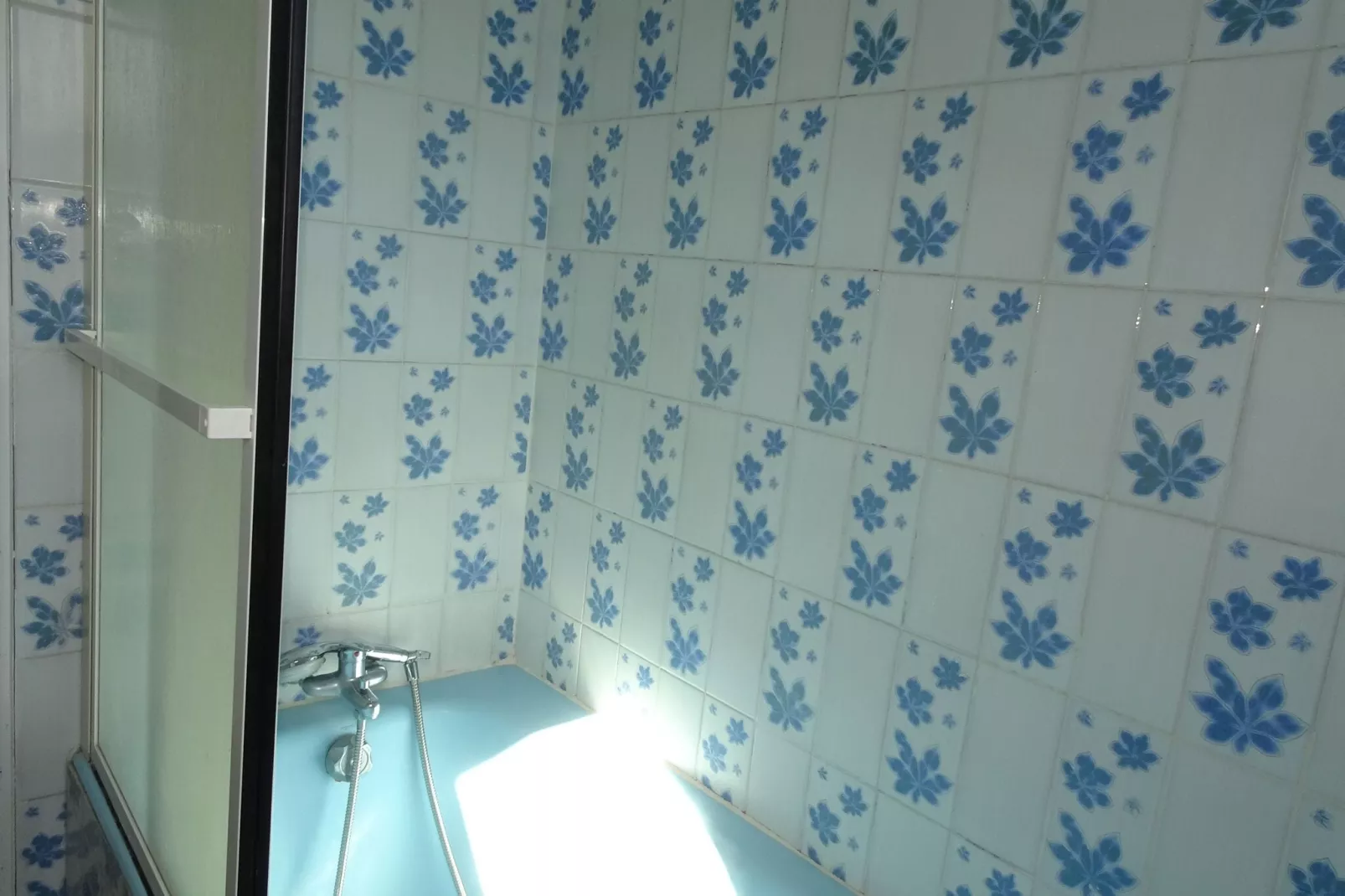 Maison de vacances Trélévern-Badkamer