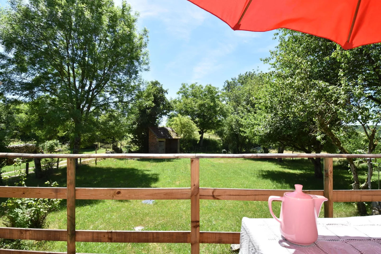 Maison de Vacances Gacogne-Uitzicht zomer