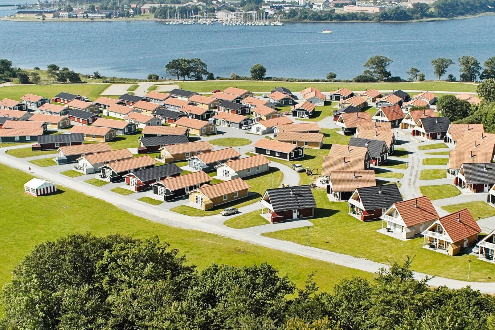 Flat w/view,main building-Buitenlucht