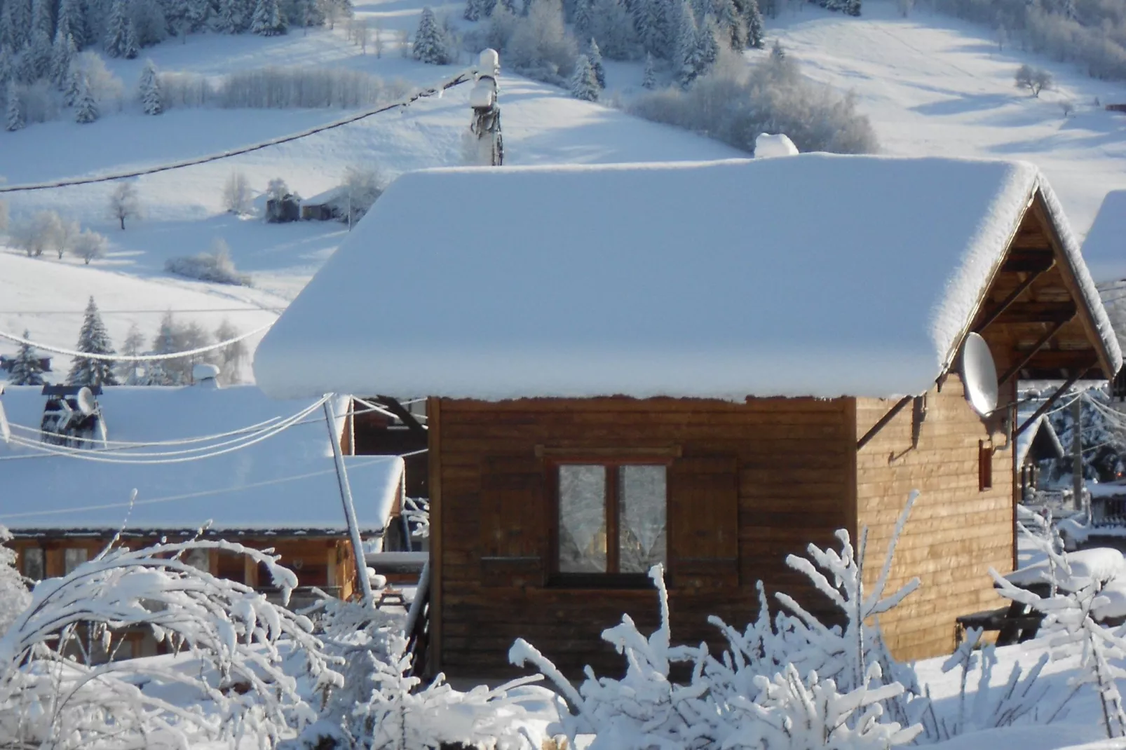 Notre Dame de Bellecombe-Exterieur winter