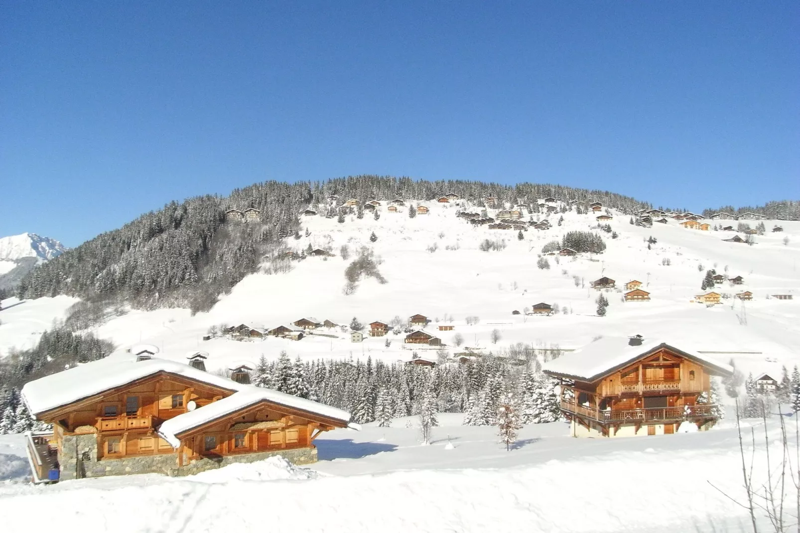 Notre Dame de Bellecombe-Uitzicht winter