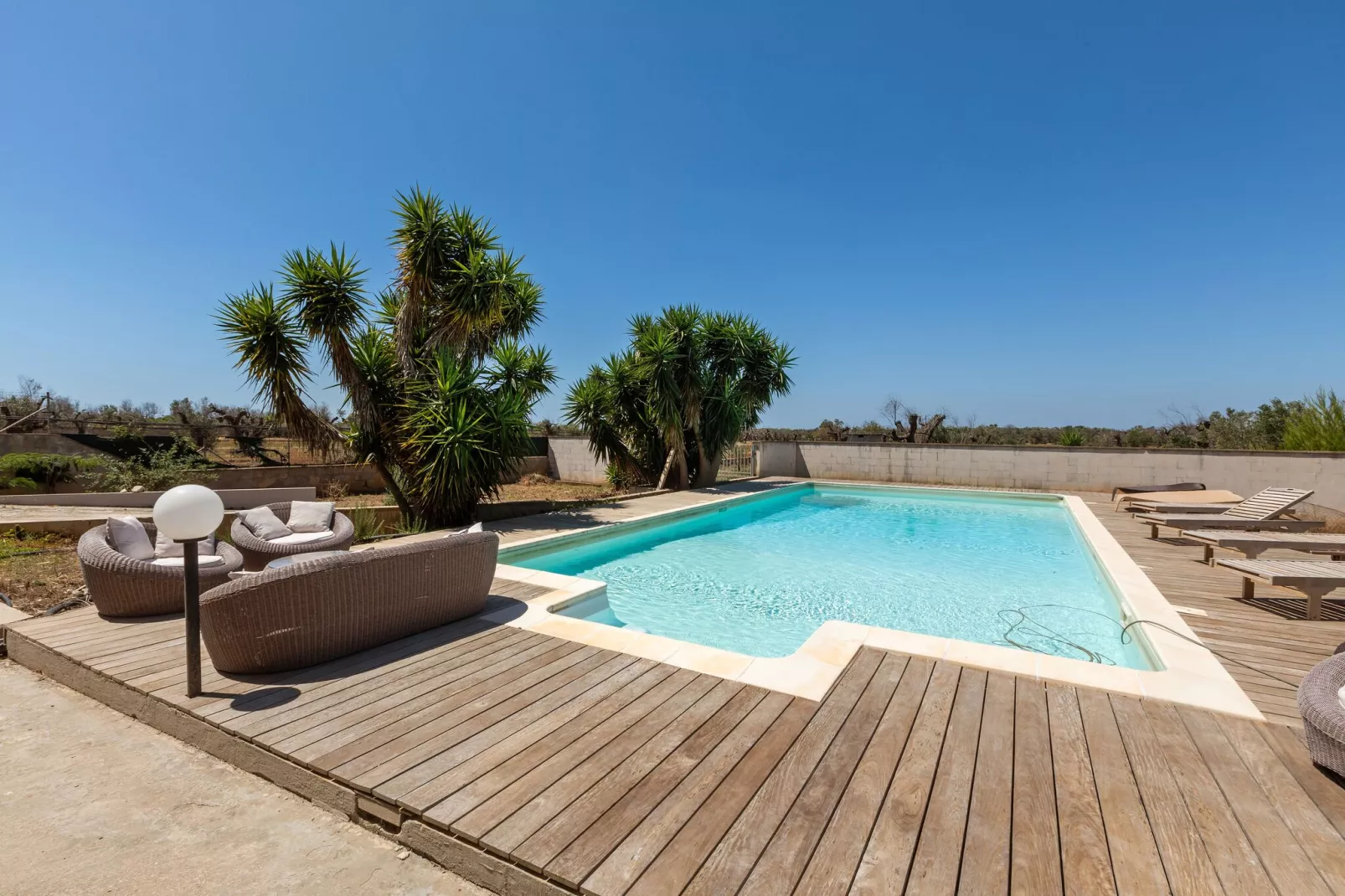 Pool Villa Torre San Giovanni