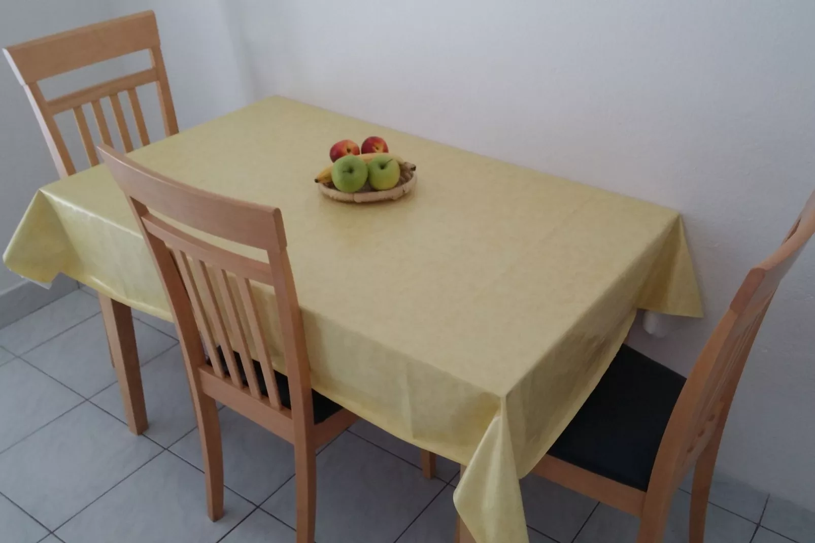 Ruim appartement met terras en een geweldig uitzicht op zee VEW, barbecue in de tuin voor gebruik-Keuken