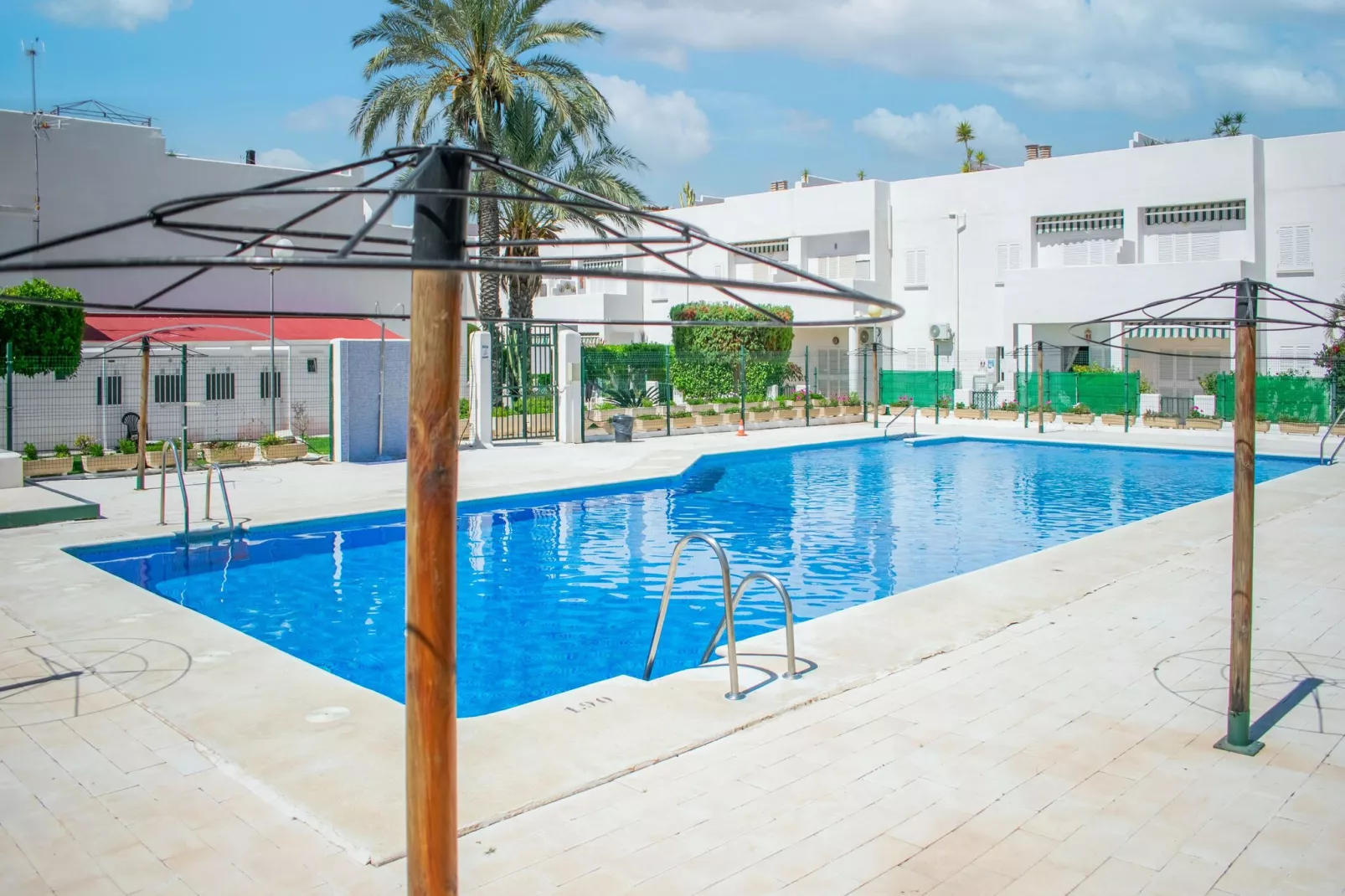 Apartamento  las marinas-Buitenkant zomer