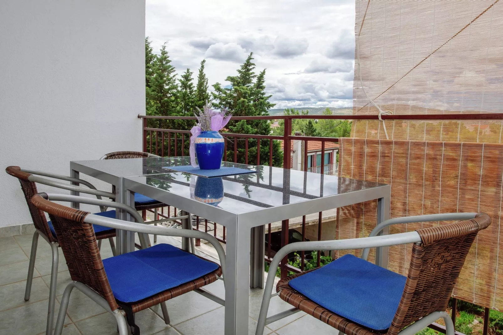 Apartment Kala-Terrasbalkon