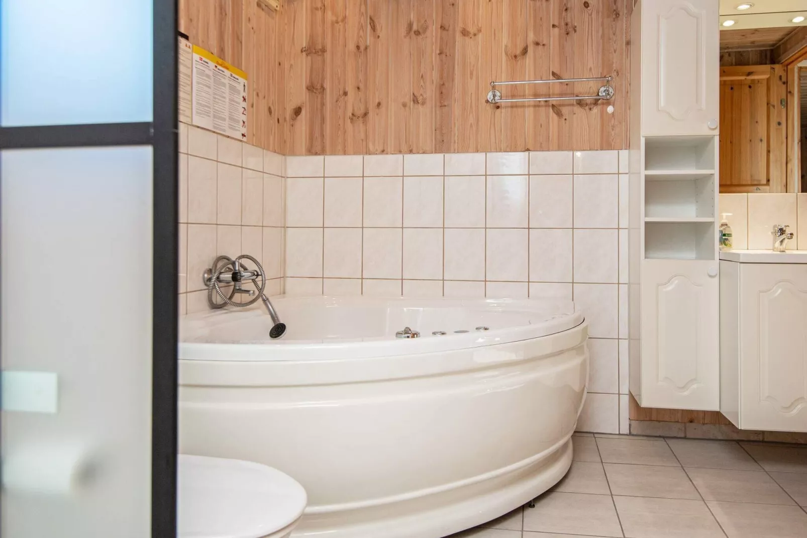8 persoons vakantie huis in Glesborg-By Traum-Binnen