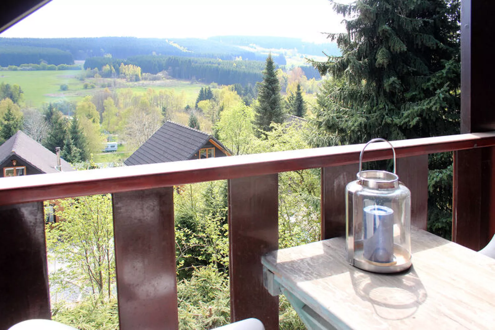 Mooi chalet op een camping, met verschillende terrassen en prachtig uitzicht-Slaapkamer