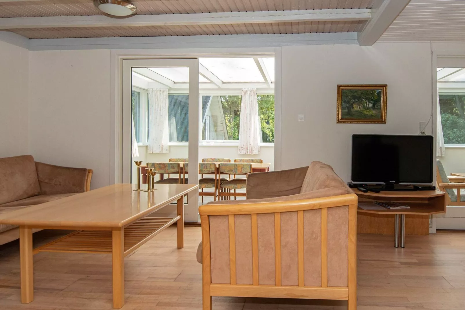 Rustig toevluchtsoord met spa and tuin-By Traum-Binnen