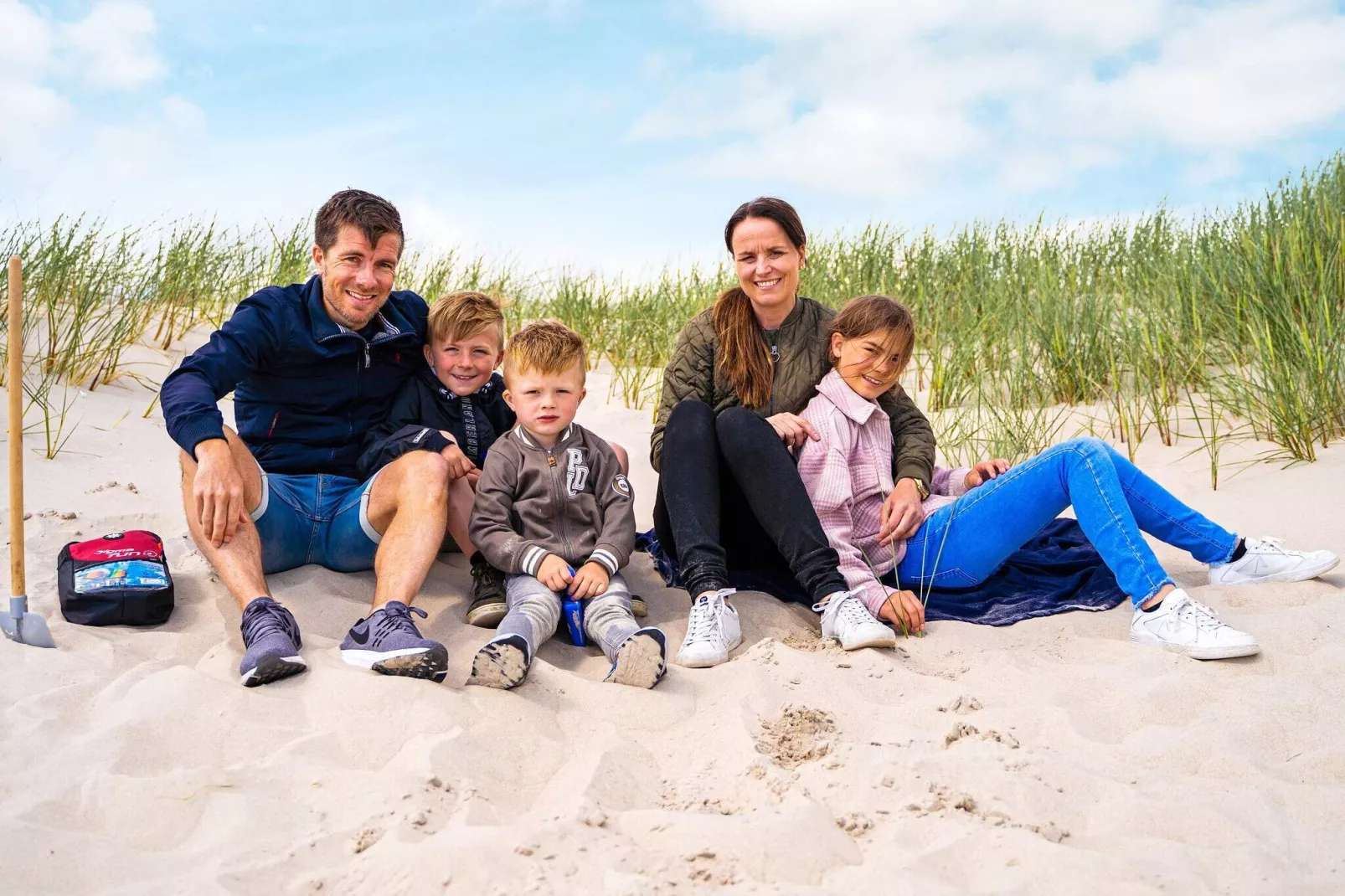 8 persoons vakantie huis op een vakantie park in Blåvand-Buitenlucht