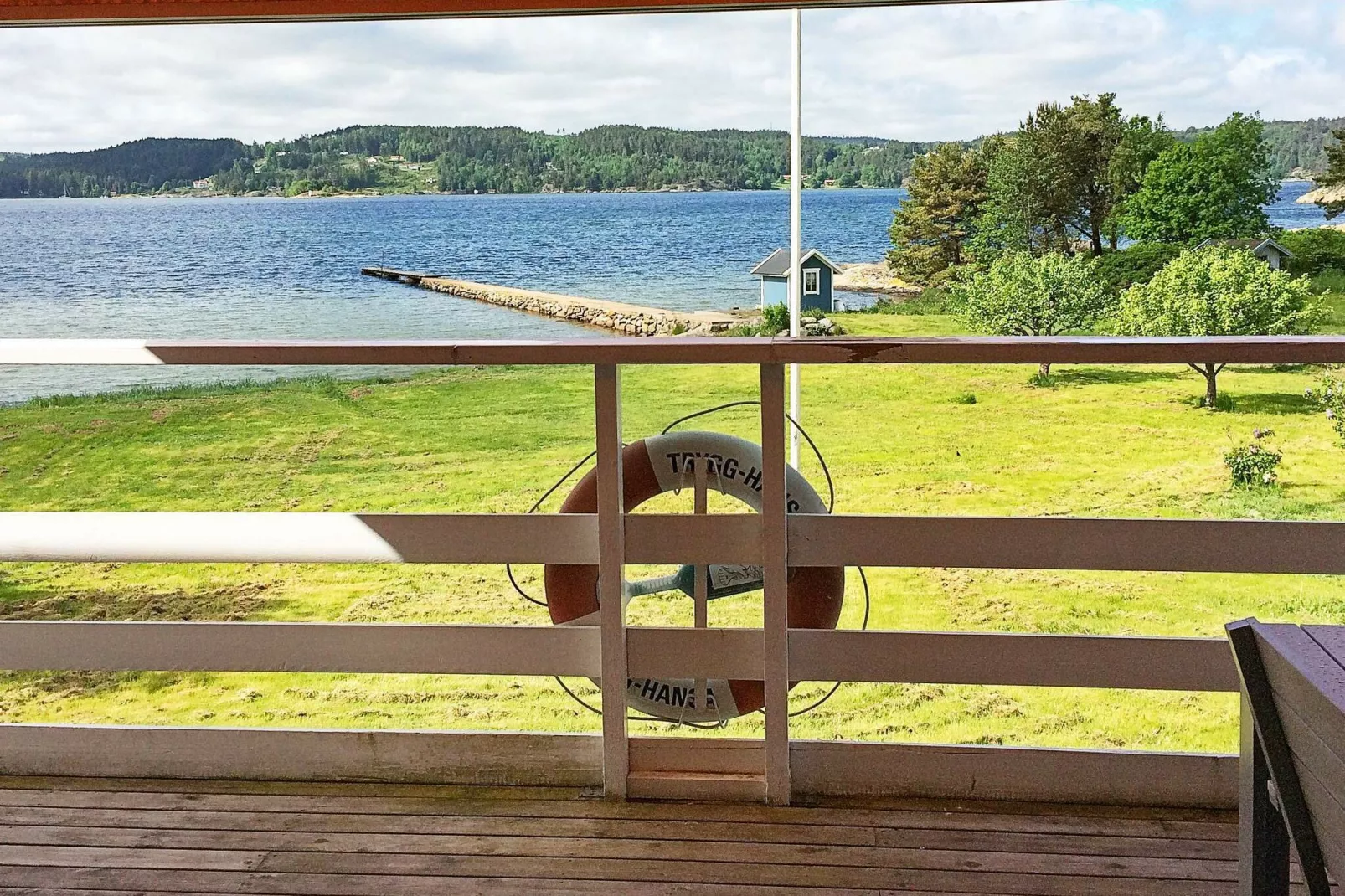 8 persoons vakantie huis in LJUNGSKILE-By Traum-Waterzicht