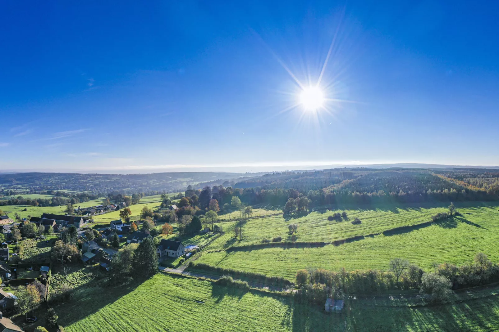 Ardennes Bleu - 10 pers maximum-Uitzicht zomer