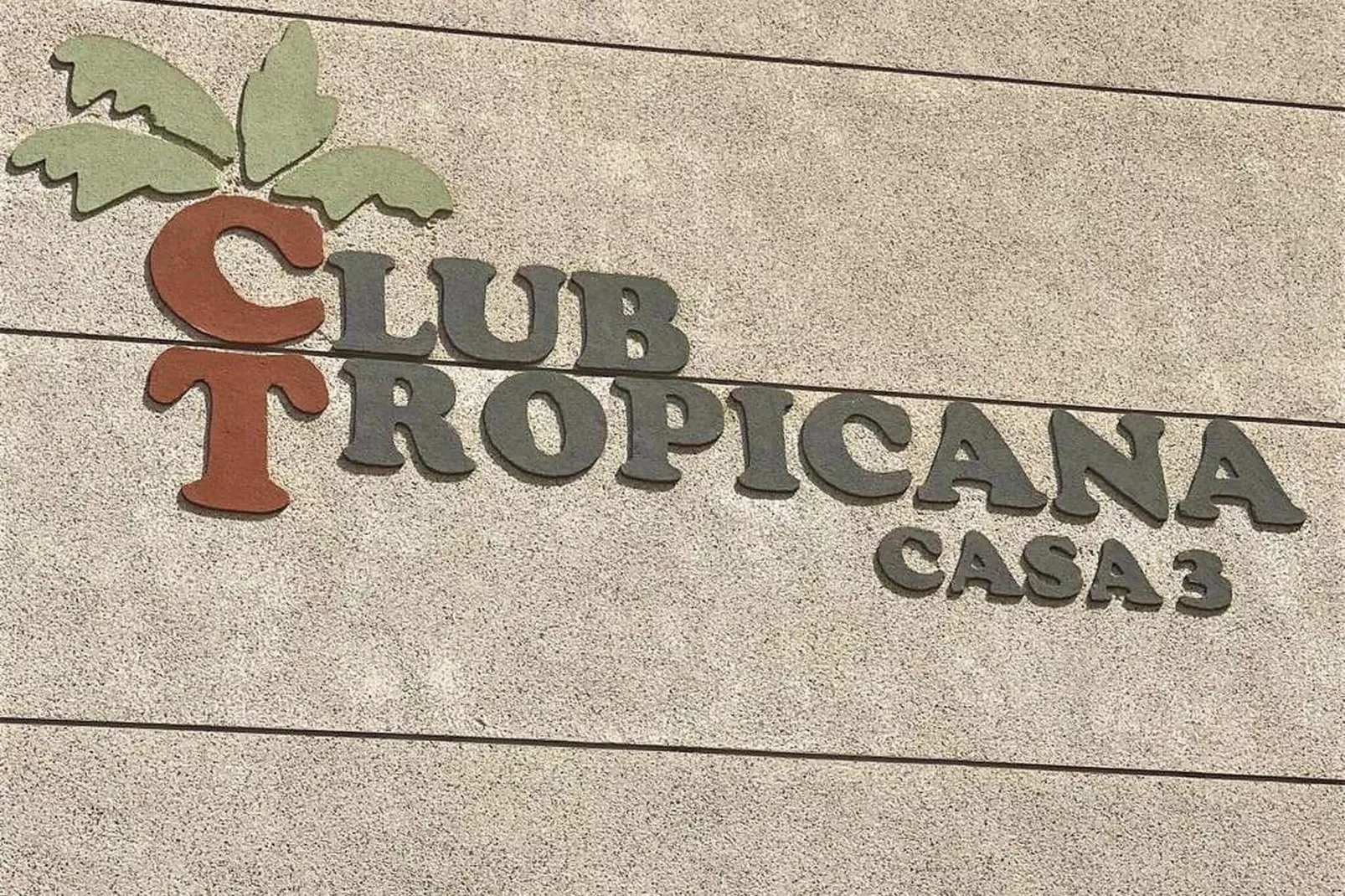 Luxury Tropicana Club-Sfeer