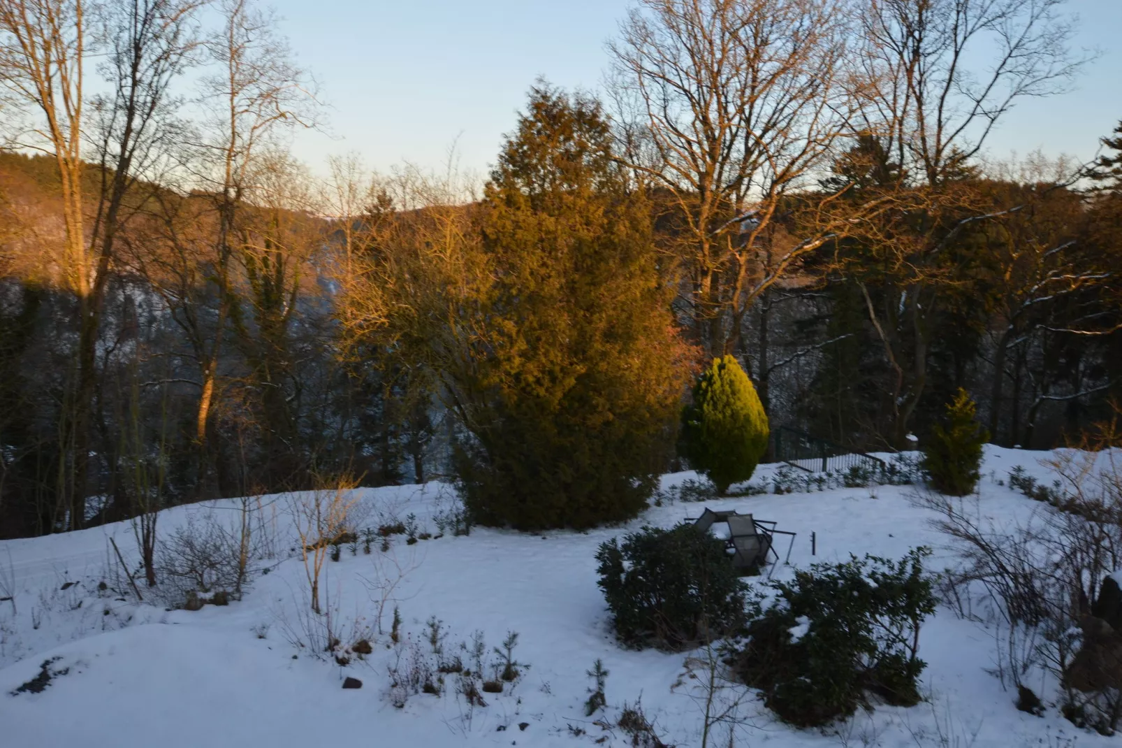 Ferienwohnung Obergeschoss Weitblick II-Tuin winter