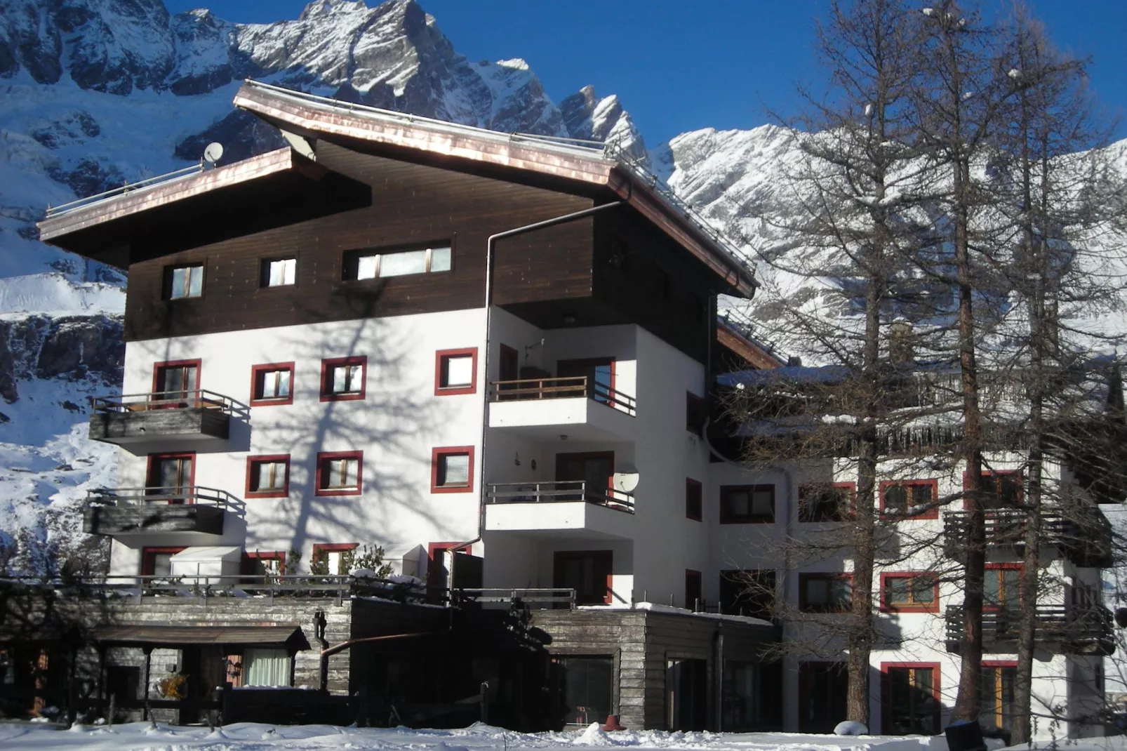 Residenza Cervinia Bilo Sei-Exterieur winter