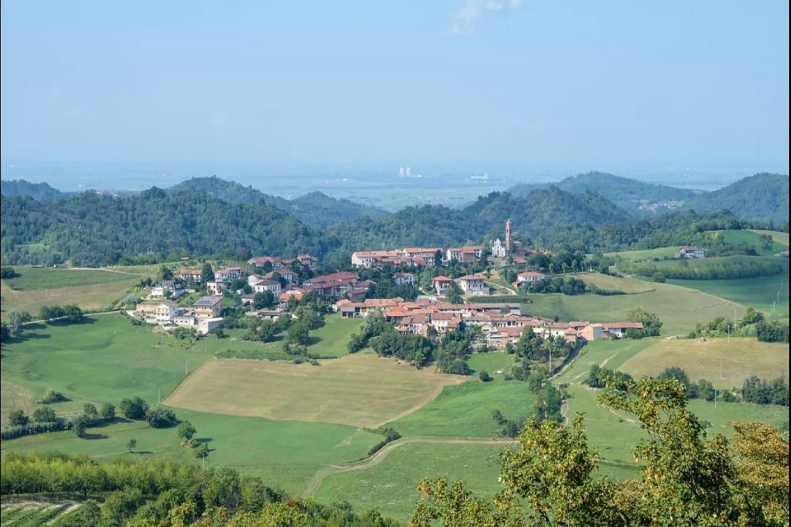 Castello di Robella-Gebieden zomer 1km