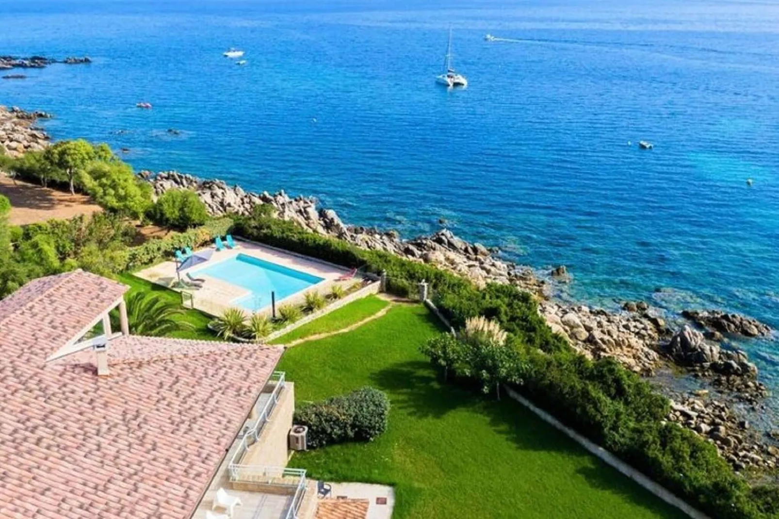 poolofhouse