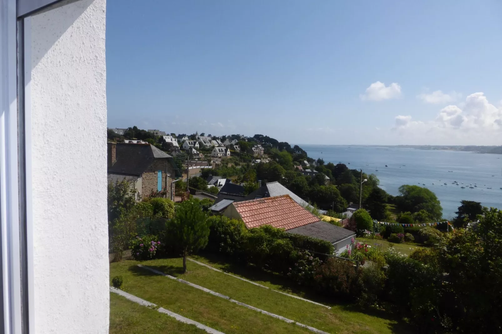 Holiday home Perros-Guirec-Uitzicht zomer