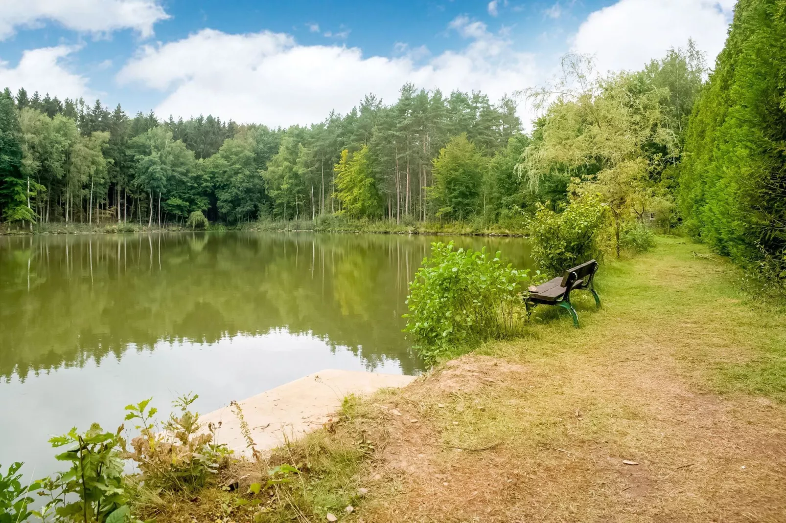 Le Gîte du Lac Privé-Gebieden zomer 5km