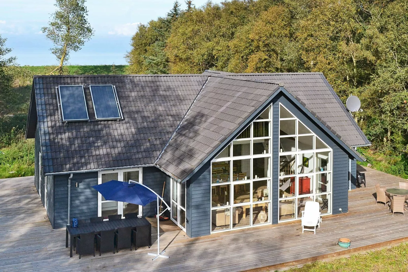 Sfeervol vakantiehuis in Funen met grote panormaische ramen