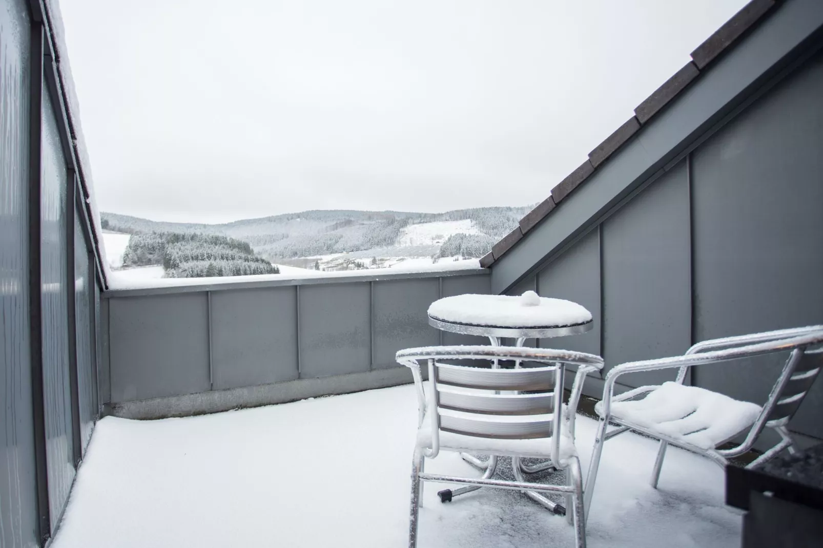 Am Kleehagen 51-F Niedersfeld-Uitzicht winter
