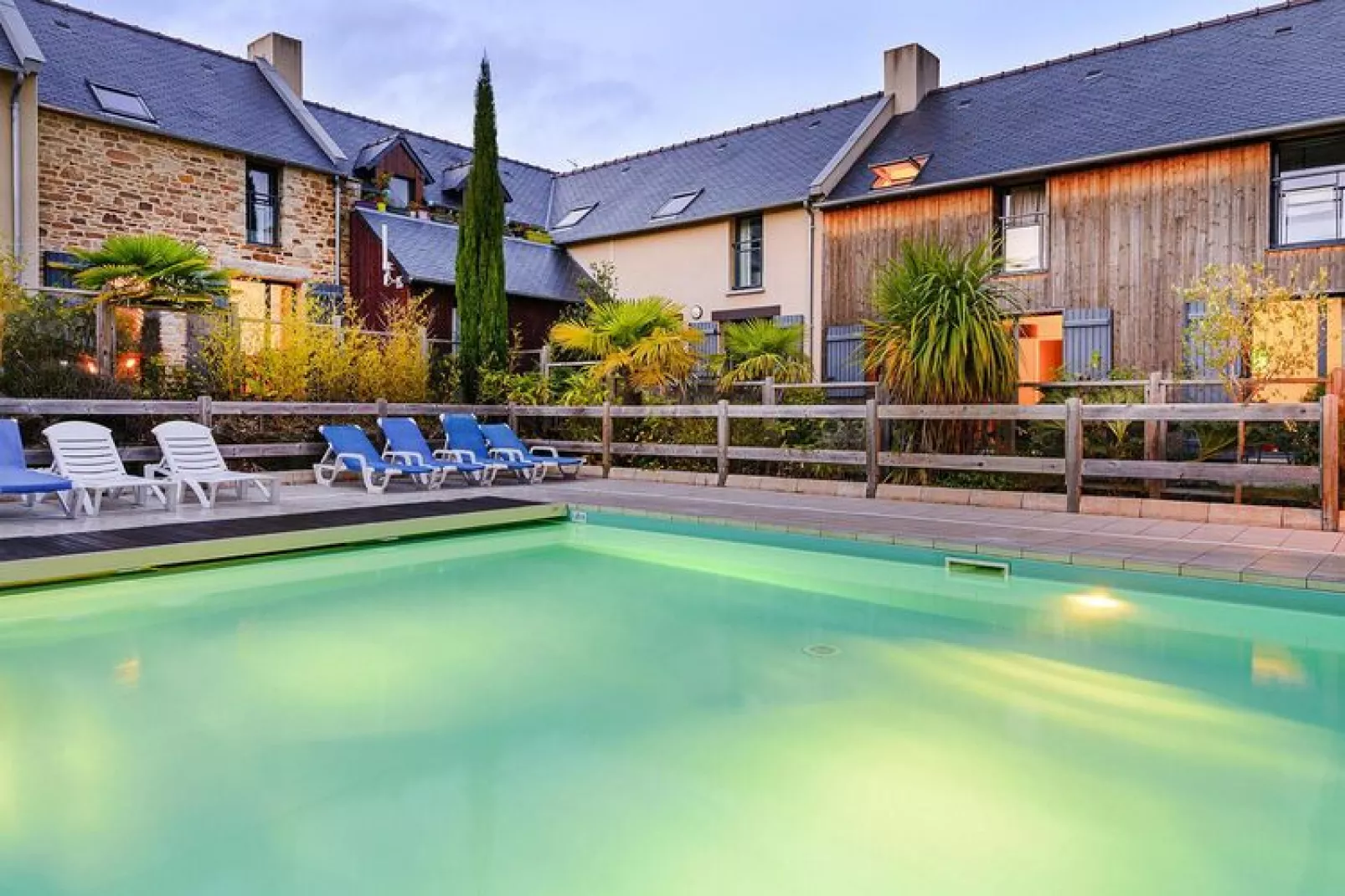 poolofhouse