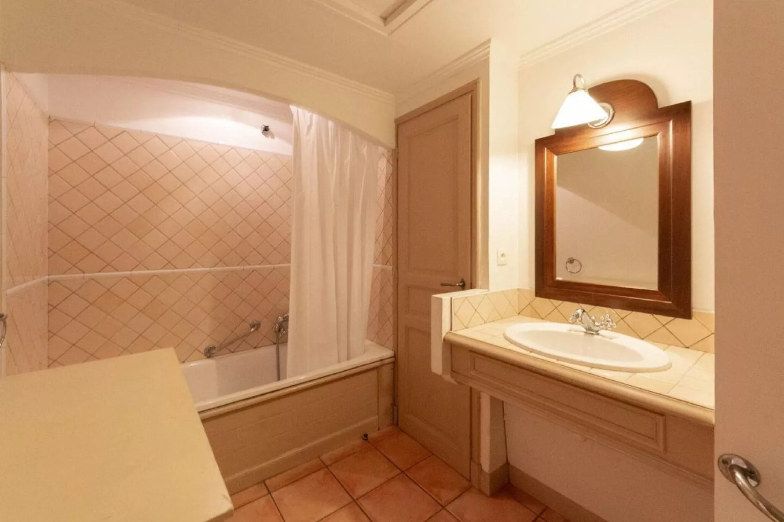 Doppelhaushälfte Grimaud-Badkamer