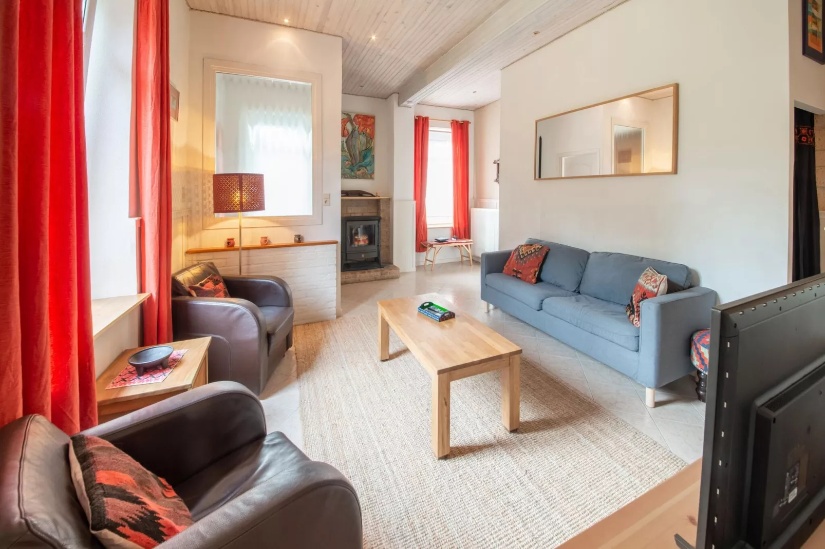 Superbe habitation au calme pour 6 personnes-Woonkamer