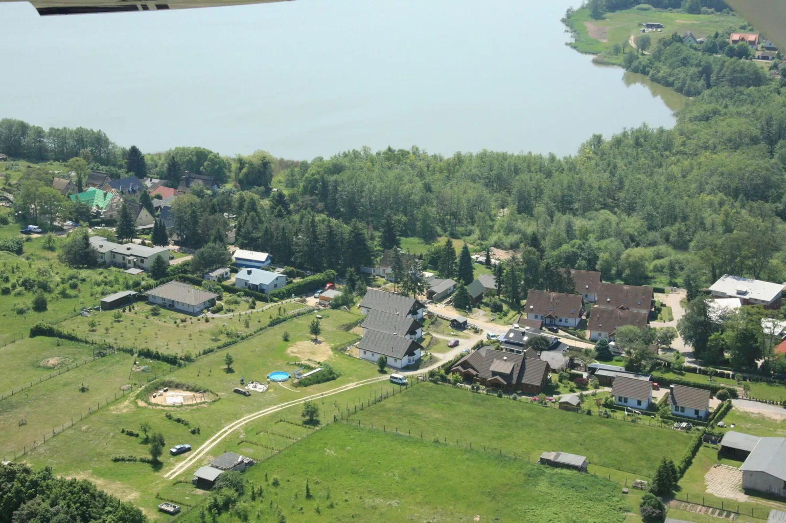 Ferienhaus am Südhang-Buitenkant zomer