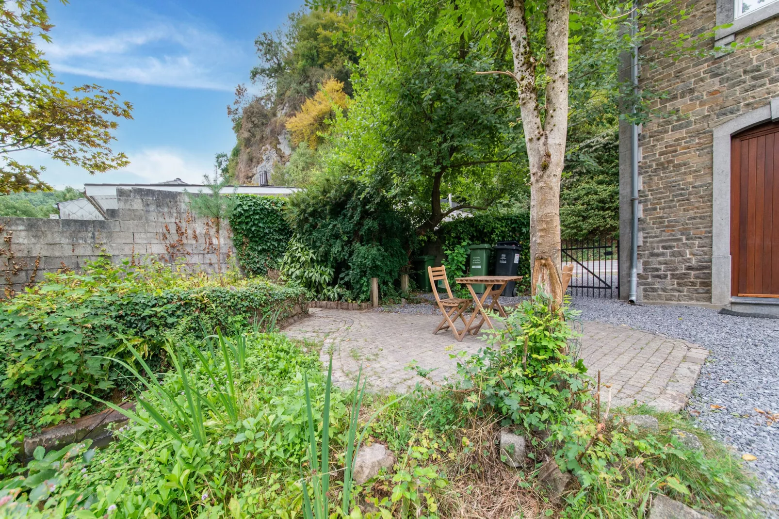 Superbe habitation au calme pour 6 personnes-Terrasbalkon