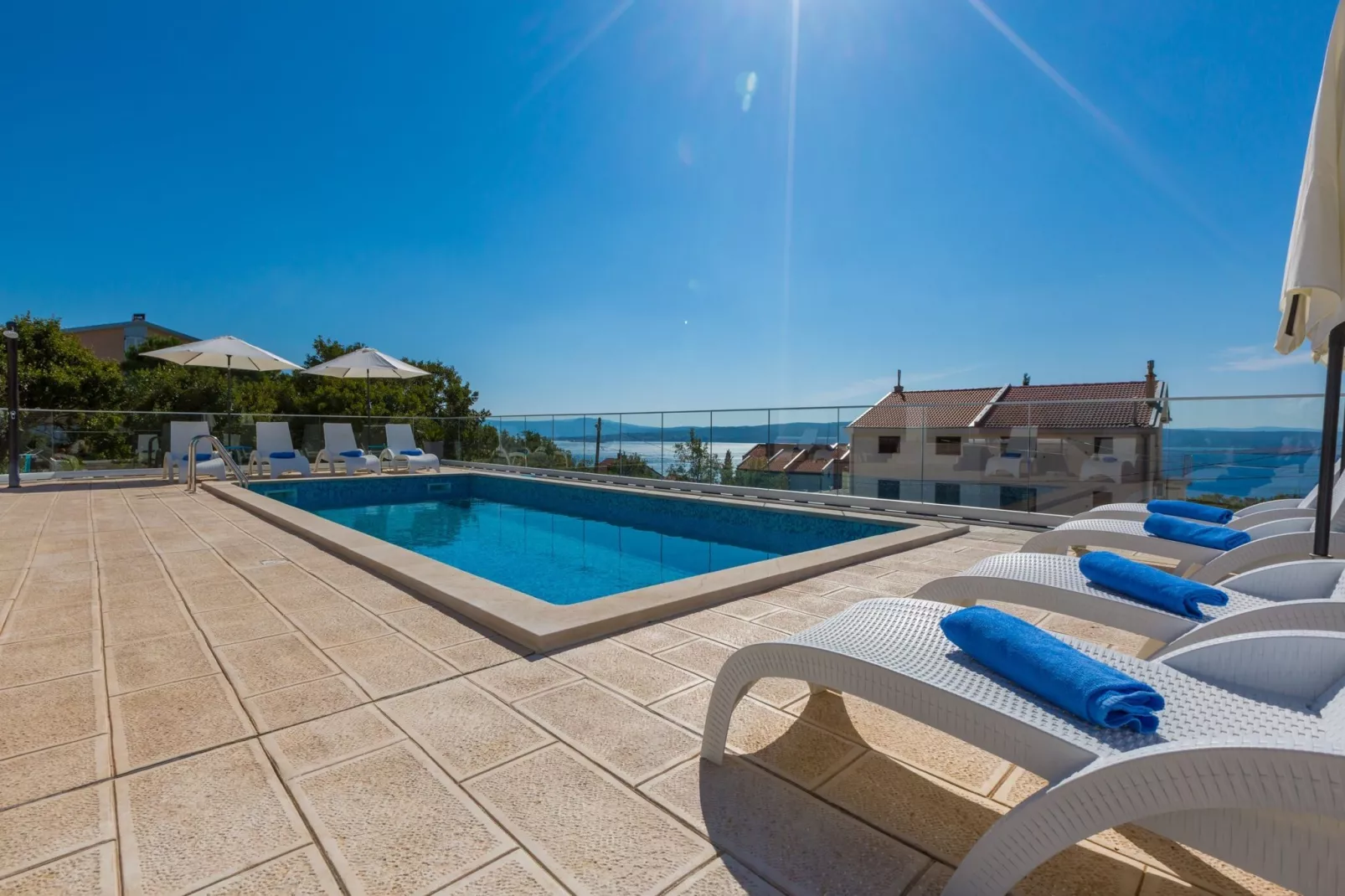 Apartment Villa Grande A2-Zwembad