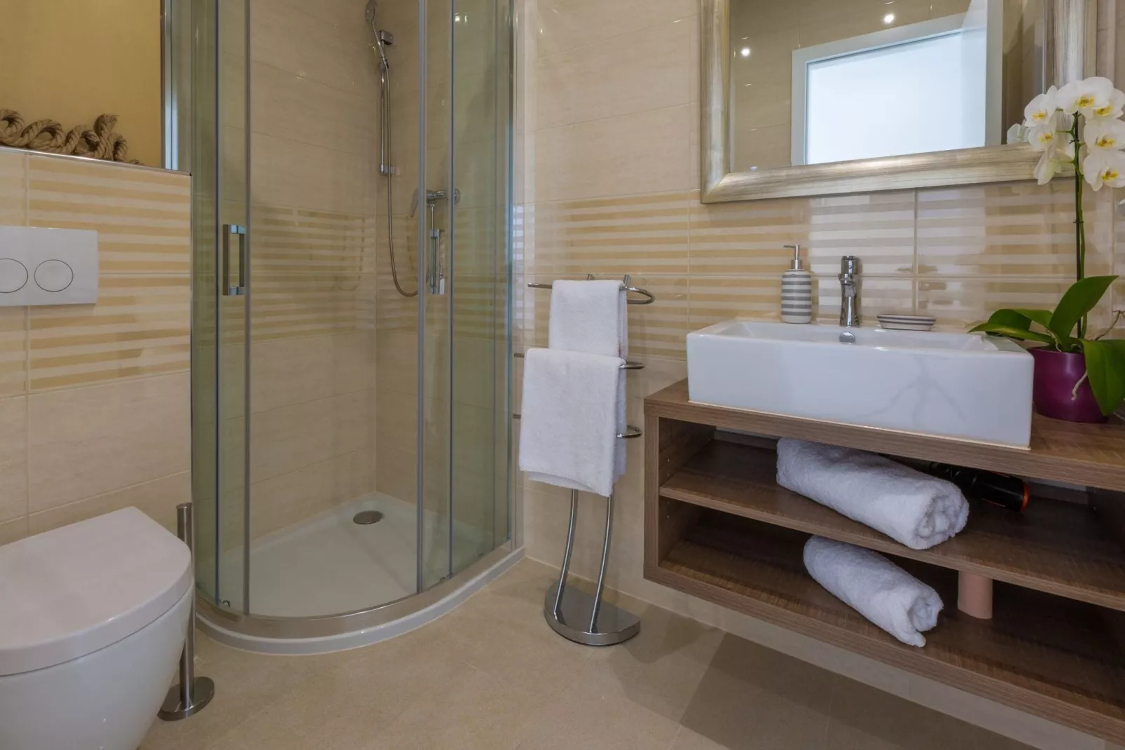 Villa Apartment Grande A3-Badkamer
